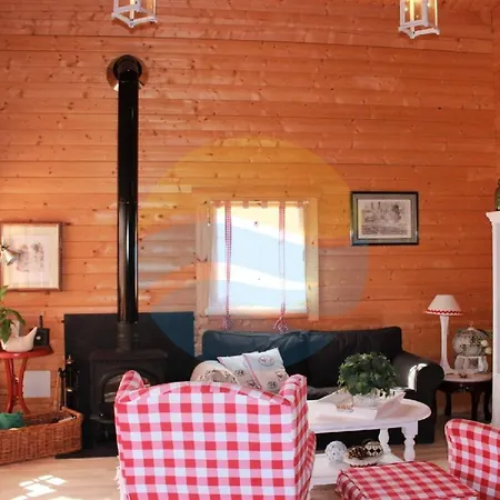 Carmeta - Casa Rural De Madera Con Jardin, Piscina Privada Y Barbacoa - Deltavacaciones Holiday home *