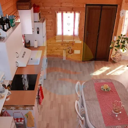 Carmeta - Casa Rural De Madera Con Jardin, Piscina Privada Y Barbacoa - Deltavacaciones Holiday home