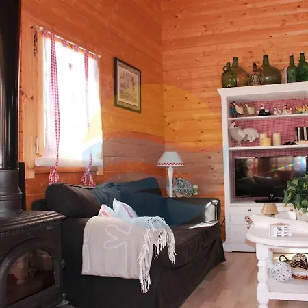 Carmeta - Casa Rural De Madera Con Jardin, Piscina Privada Y Barbacoa - Deltavacaciones *