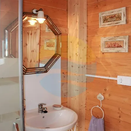 Carmeta - Casa Rural De Madera Con Jardin, Piscina Privada Y Barbacoa - Deltavacaciones Holiday home *