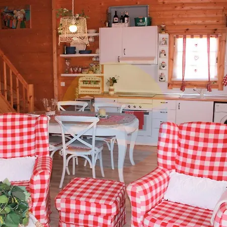 Carmeta - Casa Rural De Madera Con Jardin, Piscina Privada Y Barbacoa - Deltavacaciones