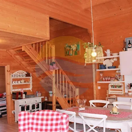 Holiday home Carmeta - Casa Rural De Madera Con Jardin, Piscina Privada Y Barbacoa - Deltavacaciones L'Eucaliptus